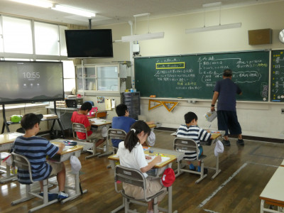 P1004568